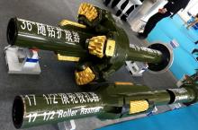 Фиксатор отверстий с фиксированным диаметром